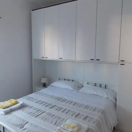 Апартаменты La Casa Di Barbara Понца